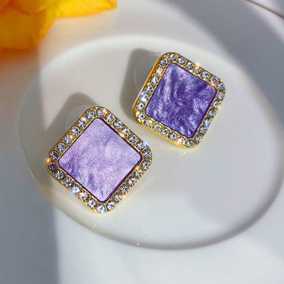 Lavender Square Stud Earring - Picture 1 of 1